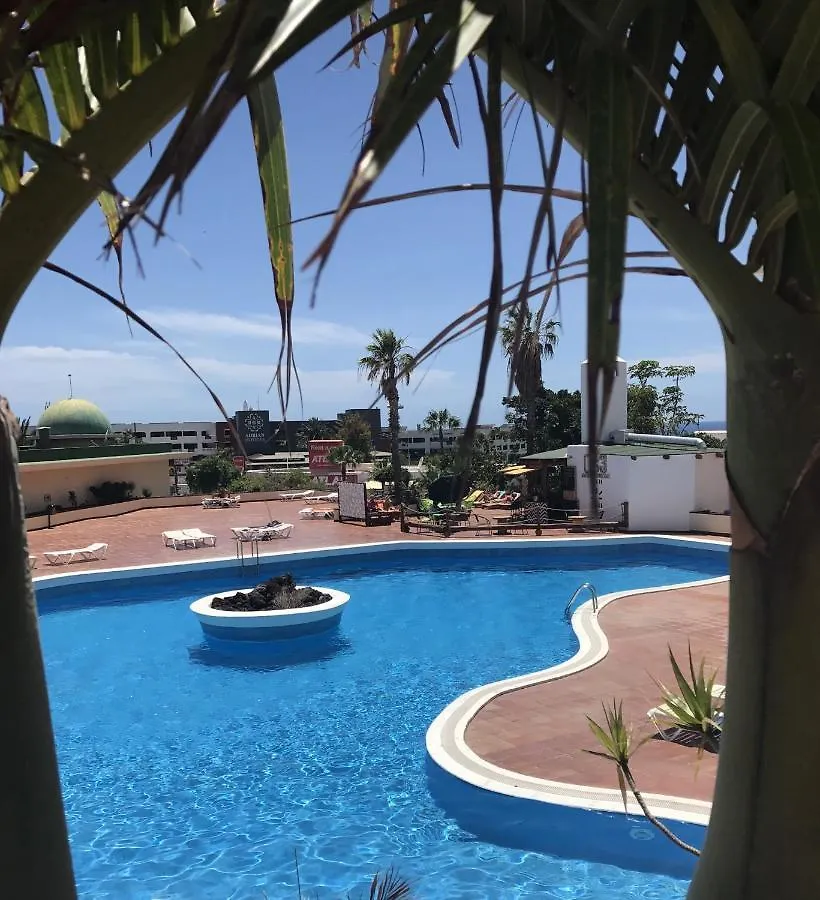 아파트 Blue Sky Paraiso 아데제