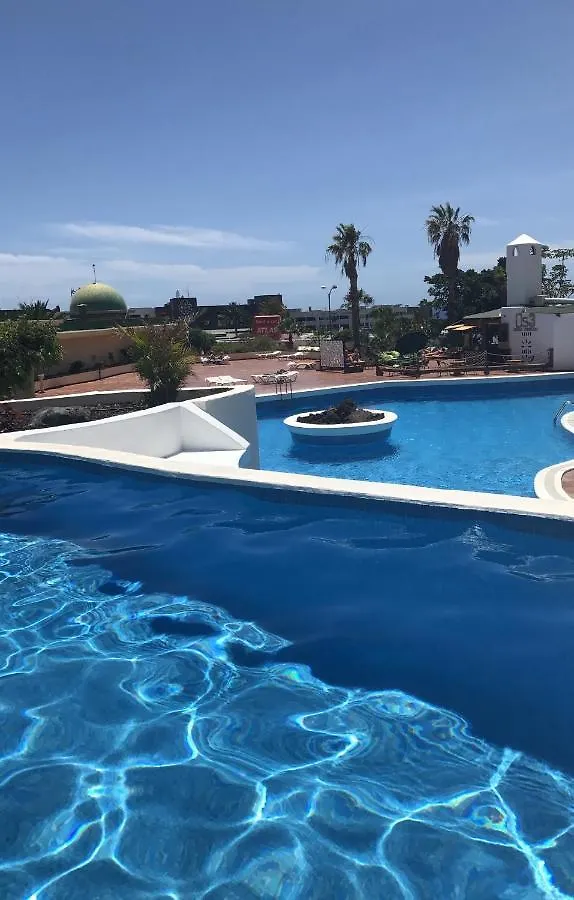 아파트 Blue Sky Paraiso 아데제
